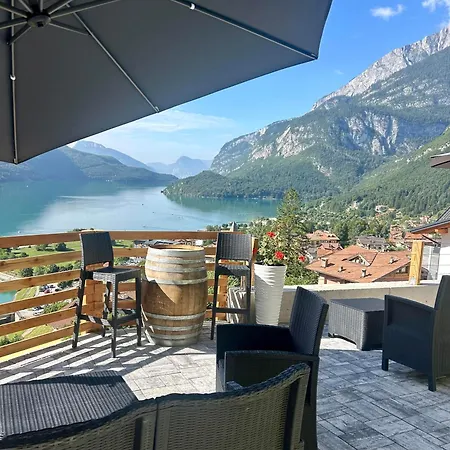 Hotel Aurora 3*